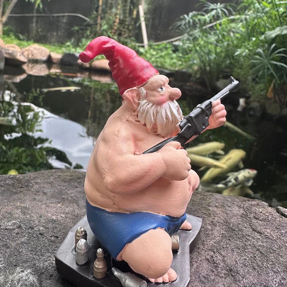 Gros nain de jardin vue de profil