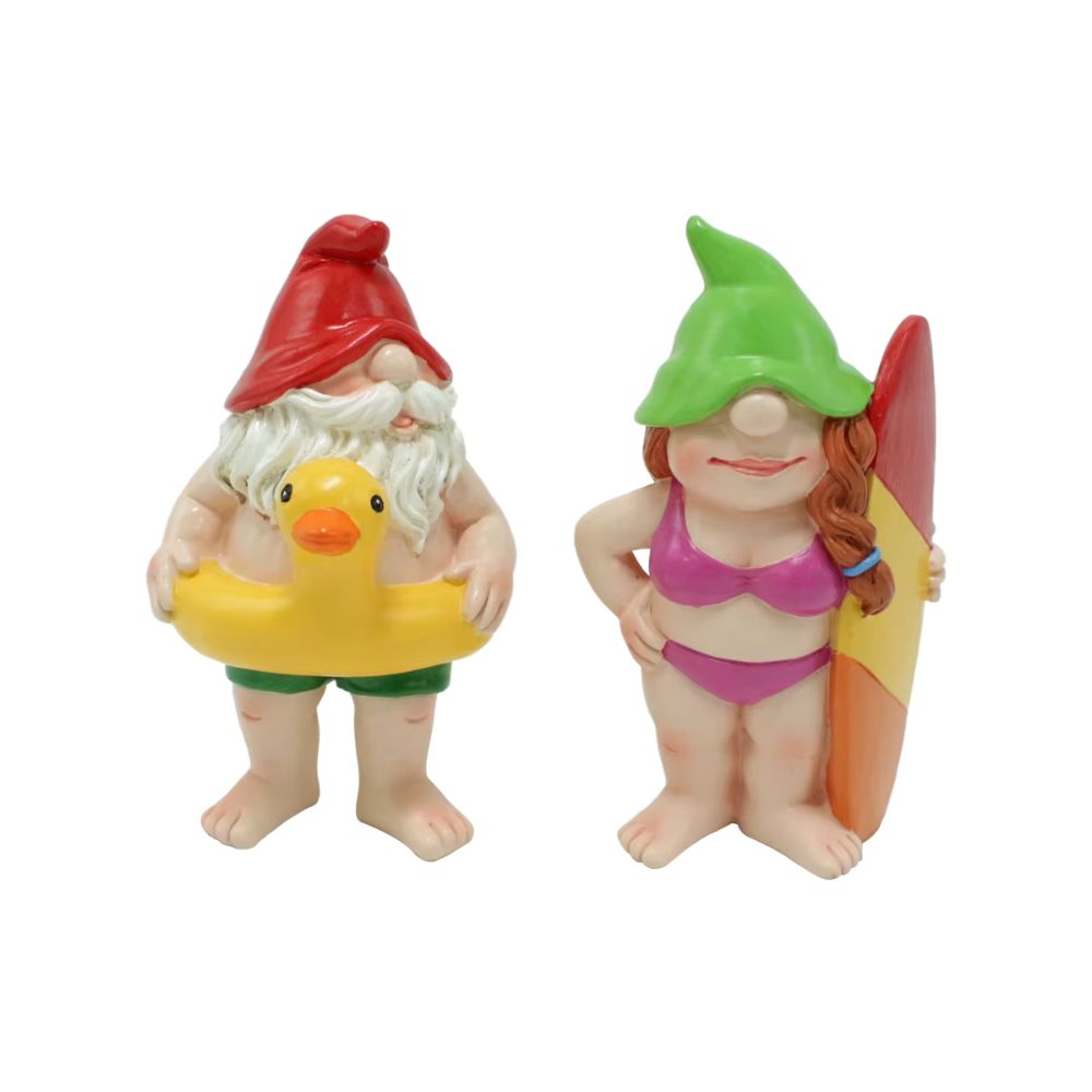 nain de jardin en maillot de bain  sur fond blanc